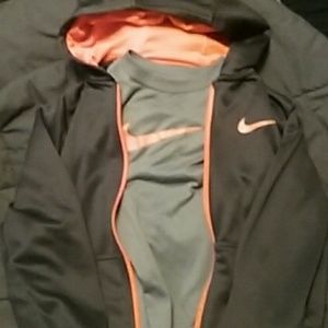 Nike zip up hoodie and shirt set